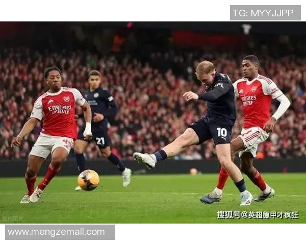 德甲激战:里昂大胜阿森纳四球狂潮引爆全场激情 德甲激战:里昂大胜阿森纳四球狂潮引爆全场激情